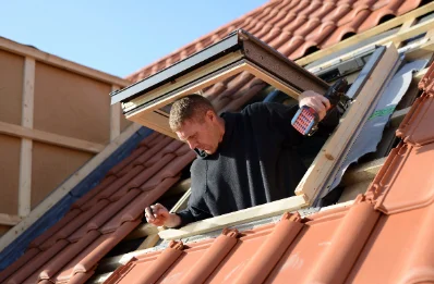 Pose de fenêtres de toit Velux à Bralleville